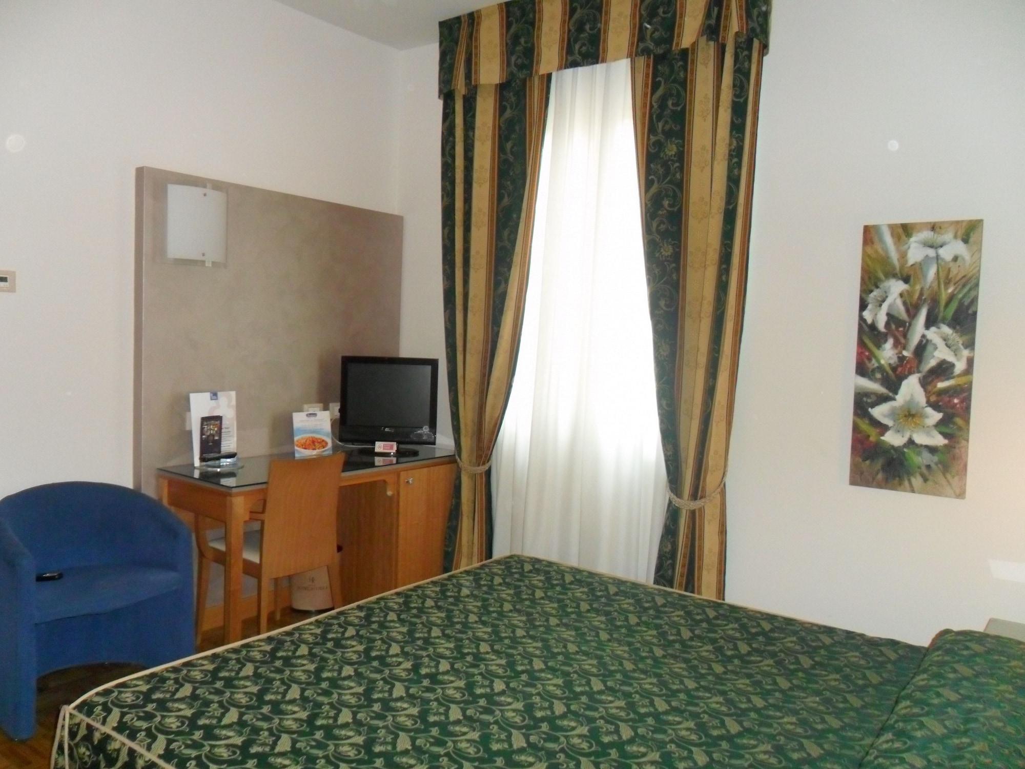 Hotel Riviera Segrate Bagian luar foto