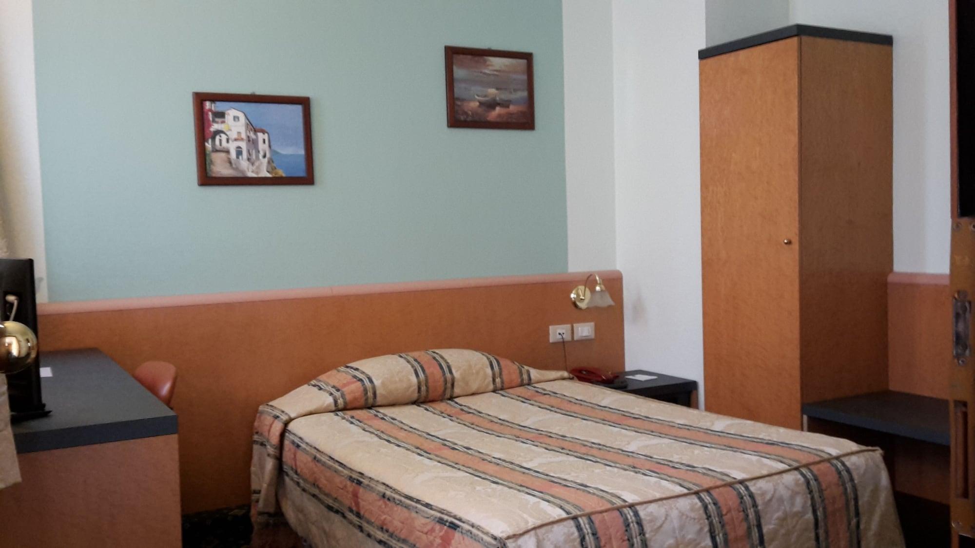 Hotel Riviera Segrate Bagian luar foto