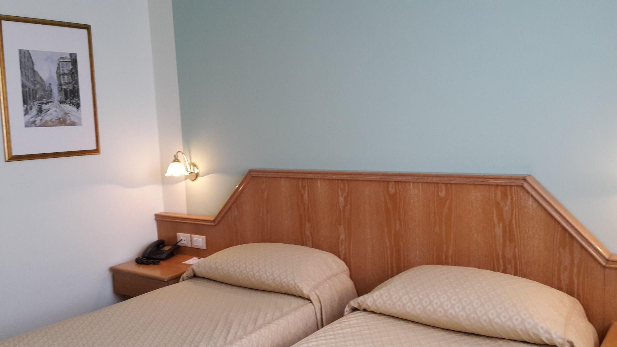 Hotel Riviera Segrate Bagian luar foto