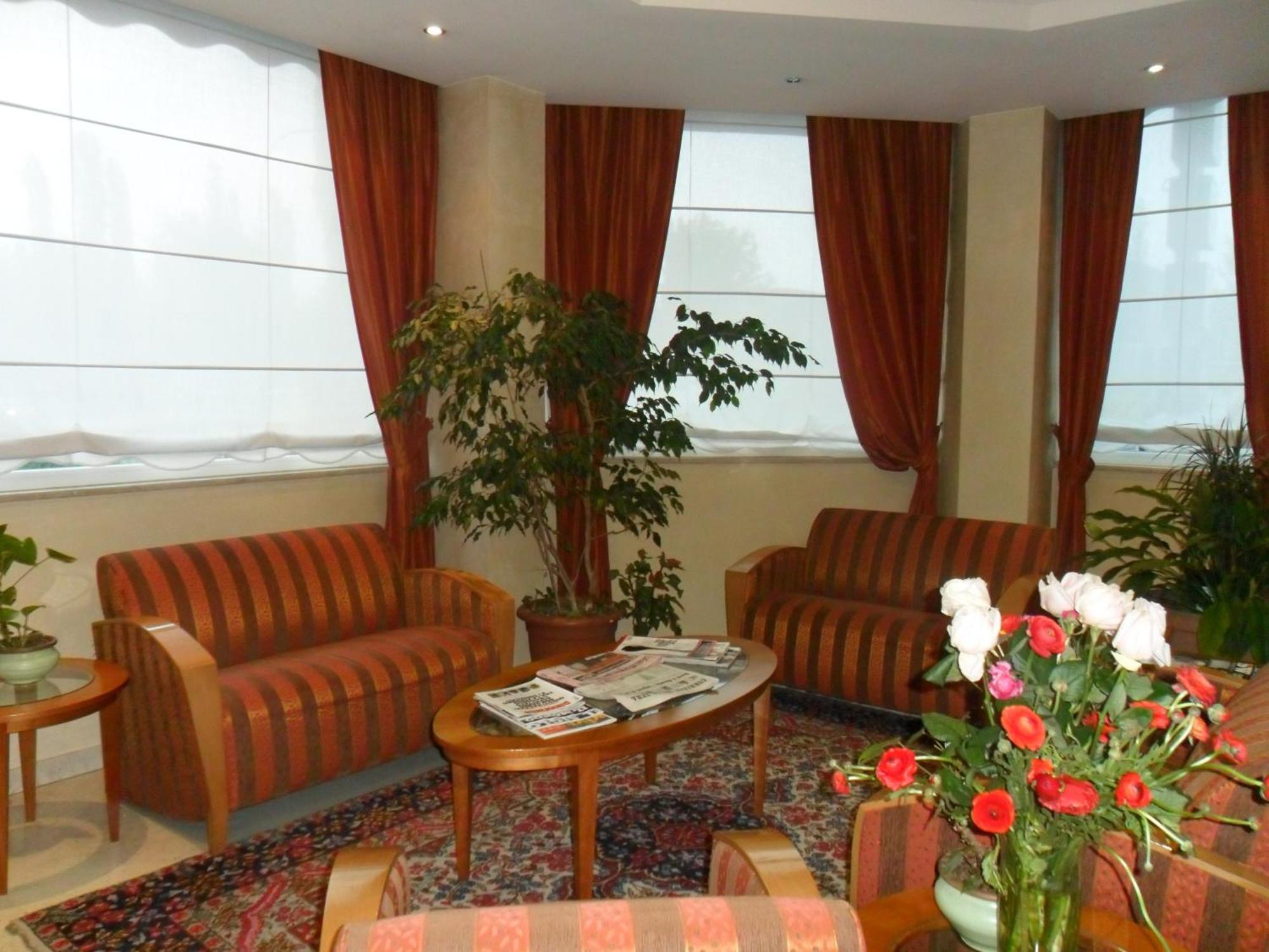 Hotel Riviera Segrate Bagian luar foto