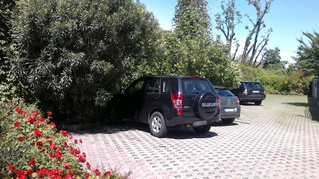 Hotel Riviera Segrate Bagian luar foto